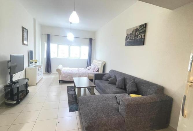 74252828 - Property Main Image