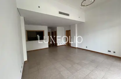 شقة - غرفة نوم - 2 حمامات للايجار في الحلاوي - مساكن شور لاين - نخلة جميرا - دبي