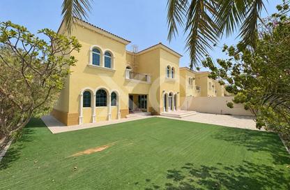 Villa - 3 - 4 for rent in District 8 - Jumeirah Park - Dubai