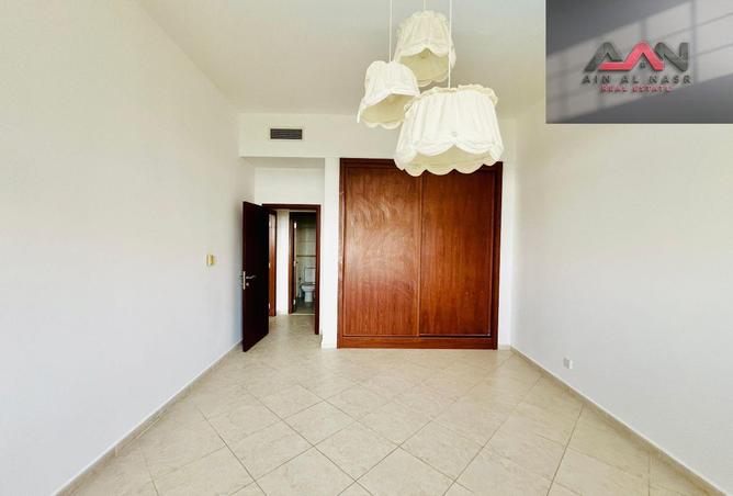 60125961 - Property Image 2