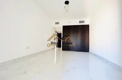 Apartment - 2 Bedrooms - 2 Bathrooms for rent in The Pearl - Al Jaddaf - Dubai