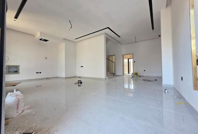 124733081 - Property Image 3
