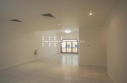 Apartment - 2 Bedrooms - 2 Bathrooms for rent in Al Baha Building - Al Mankhool - Bur Dubai - Dubai