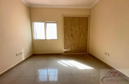 Full Floor - 2 Bedrooms - 2 Bathrooms for rent in Muwaileh 29 Building - Muwaileh - Sharjah