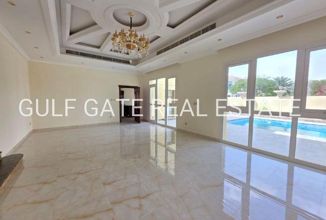 56529441 - Property Image 3