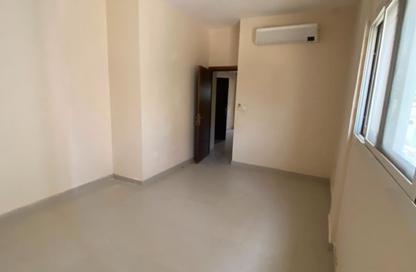 Apartment - 1 - 1 for rent in Al Musalla Tower - Al Musalla - Sharjah Apartment - 1 - 1 for rent in Al Musalla Tower - Al Musalla - Sharjah