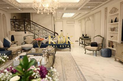 Villa - 6 - 7+ for rent in Umm Suqeim 3 Villas - Umm Suqeim 3 - Umm Suqeim - Dubai
