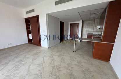 Apartment - 1 Bedroom - 1 Bathroom for rent in Shakespeare Circus 1 - Shakespeare Circus - Motor City - Dubai