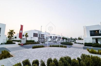 Villa - 4 Bedrooms - 5 Bathrooms for sale in Noya Viva - Noya - Yas Island - Abu Dhabi