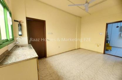 Apartment - Studio - 1 for rent in Rolla Square - Rolla Area - Sharjah