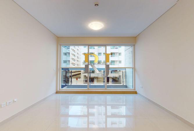 74236854 - Property Image 2