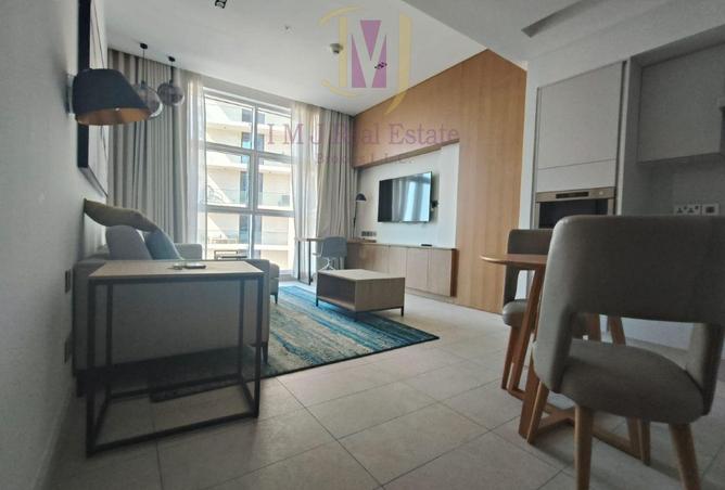 BRAND NEW | CONTEMPORARY | LUXURIOUS | FURNISHED photo 2