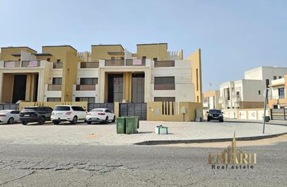 Villa - 4 Bedrooms - 6 Bathrooms for rent in Al Zaheya Gardens - Al Zahya - Ajman