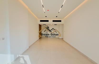 Apartment - 2 - 3 for rent in Al Amir Abdullah Building - International City Phase 2 (Al Warsan 4) - Dubai Apartment - 2 - 3 for rent in Al Amir Abdullah Building - International City Phase 2 (Al Warsan 4) - Dubai