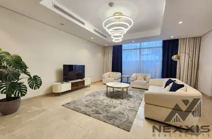 فيلا - 4 غرف نوم - 6 حمامات للايجار في إليجانز من الدانوب - منطقة 14 - قرية جميرا الدائرية - دبي