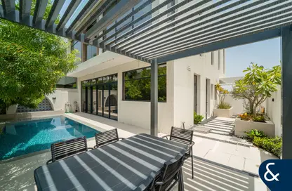 Villa - 4 Bedrooms - 5 Bathrooms for sale in Jumeirah Luxury - Jumeirah Golf Estates - Dubai