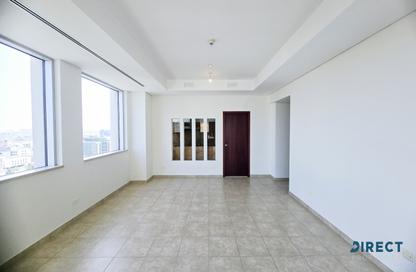 Apartment - 3 Bedrooms - 2 Bathrooms for sale in Emaar Tower B - Emaar Towers - Deira - Dubai Apartment - 3 Bedrooms - 2 Bathrooms for sale in Emaar Tower B - Emaar Towers - Deira - Dubai