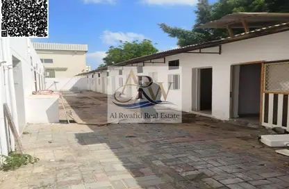 سكن عمال - استوديو - 8 حمامات للايجار في المنطقة الصناعية 15 - المنطقة الصناعية بالشارقة - الشارقة