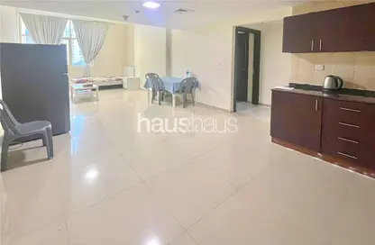 شقة - غرفة نوم - 2 حمامات للايجار في برج فرانكفورت - مدينة دبي الرياضية - دبي