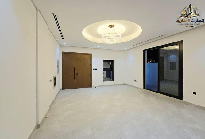 144604310 - Property Image 2