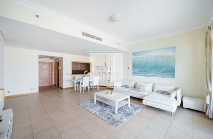 Apartment - 1 - 2 for rent in Al Hatimi - Shoreline Apartments - Palm Jumeirah - Dubai