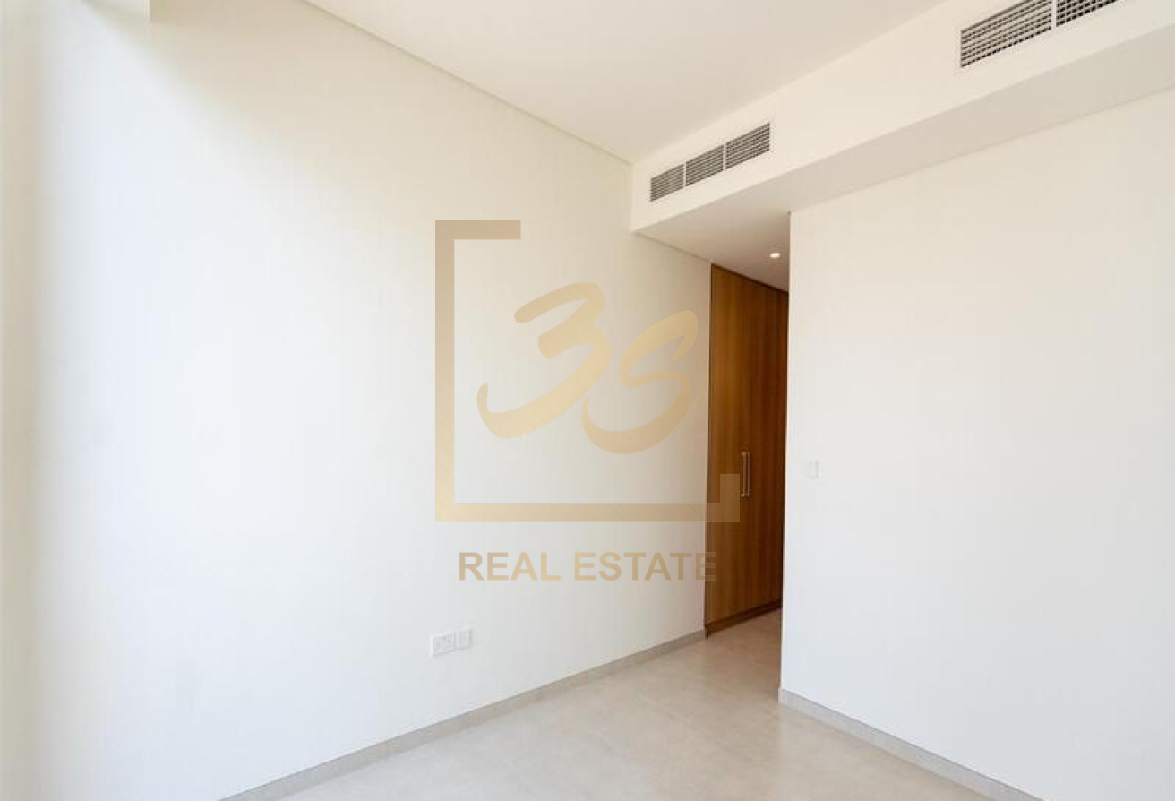 Modern Villa | Ready to Move In | Immense Plot by 229540 