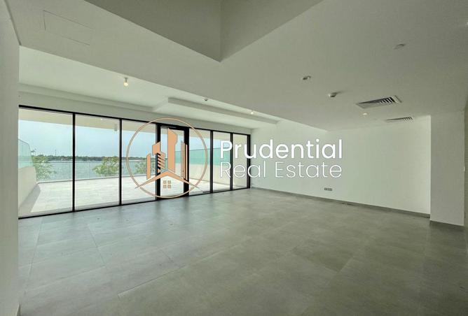 92693004 - Property Image 3