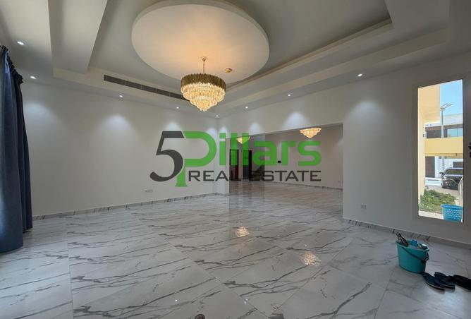 89218260 - Property Image 3