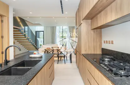 فيلا - 3 غرف نوم - 5 حمامات للايجار في التوقيع - الضاحية 10 - قرية جميرا الدائرية - دبي