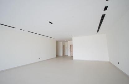 Apartment - 3 Bedrooms - 4 Bathrooms for rent in Al Khan Lagoon Tower - Al Khan Lagoon - Al Khan - Sharjah