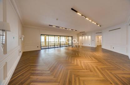 Apartment - 3 Bedrooms - 5 Bathrooms for sale in Golden Mile 4 - Golden Mile - Palm Jumeirah - Dubai