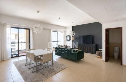 Apartment - 2 Bedrooms - 3 Bathrooms for rent in Rimal 1 - Rimal - Jumeirah Beach Residence - Dubai