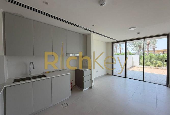 103710197 - Property Image 3