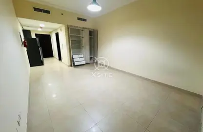 Apartment - 1 Bathroom for rent in Plaza Residences 2 - Plaza Residences - District 13 - Jumeirah Village Circle - Dubai