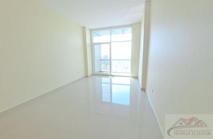 Apartment - 3 Bedrooms - 3 Bathrooms for rent in Lootah Tower - Al Nahda - Sharjah