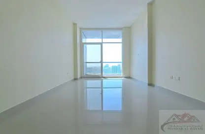 Apartment - 3 Bedrooms - 3 Bathrooms for rent in Lootah Tower - Al Nahda - Sharjah