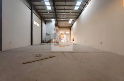 مستودع - استوديو - 1 حمام للايجار في مبني علي موسى - الصجعة الصناعية - الصجعة - الشارقة