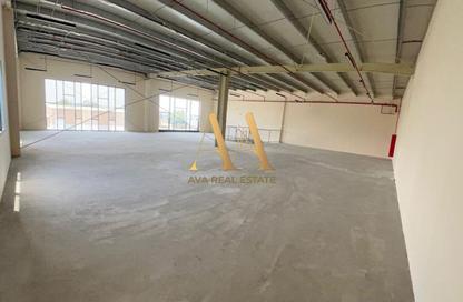 Warehouse - Studio - 4 Bathrooms for rent in Al Quoz Industrial Area 4 - Al Quoz Industrial Area - Al Quoz - Dubai