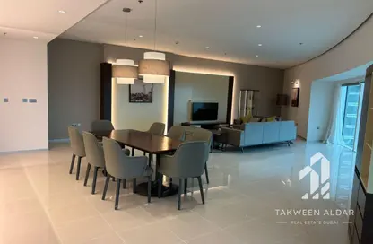 شقة - 2 غرف نوم - 2 حمامات للايجار في برج بارك - شارع الشيخ زايد - دبي