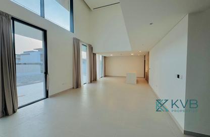 Villa - 4 - 5 for rent in Farm Gardens - The Valley - Dubai