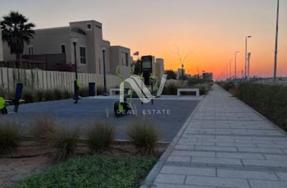 Villa - 3 Bedrooms - 4 Bathrooms for sale in Al Mariah Community - Al Raha Gardens - Abu Dhabi