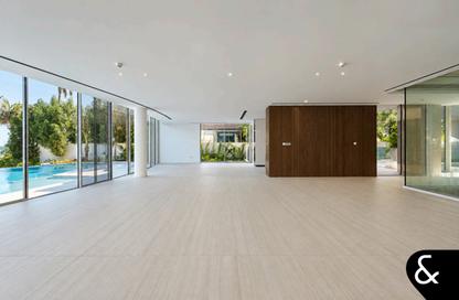 Villa - 6 - 7 for rent in Zuha Island Villas - The World Islands - Dubai