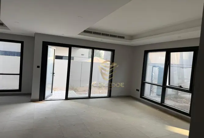 156016367 - Property Image 2