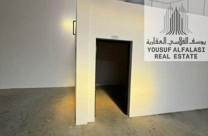 Warehouse - Studio - 1 Bathroom for rent in Umm Al Thuoob - Umm Al Quwain