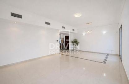 Villa - 4 - 6 for sale in Western Residence North - Falcon City of Wonders - Dubai
