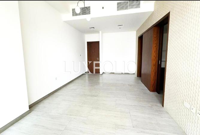 105978057 - Property Image 2
