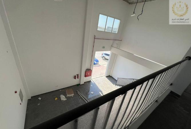 104700386 - Property Image 2