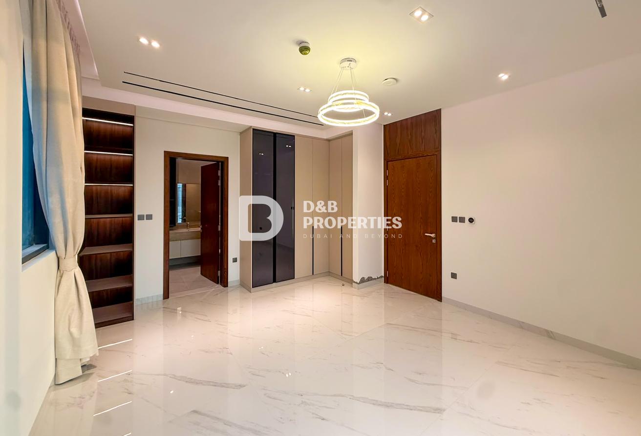 Corner Plot | 4BR + Maid and Store | Custom Built photo 20