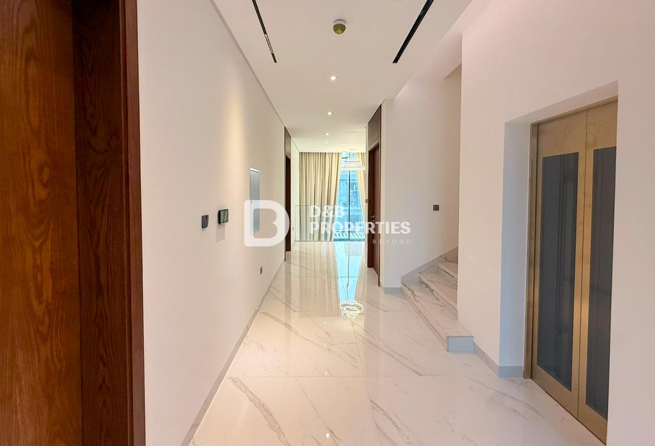 Corner Plot | 4BR + Maid and Store | Custom Built photo 16