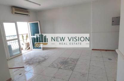 Apartment - 1 - 1 for rent in Al Qulaya'ah - Al Sharq - Sharjah